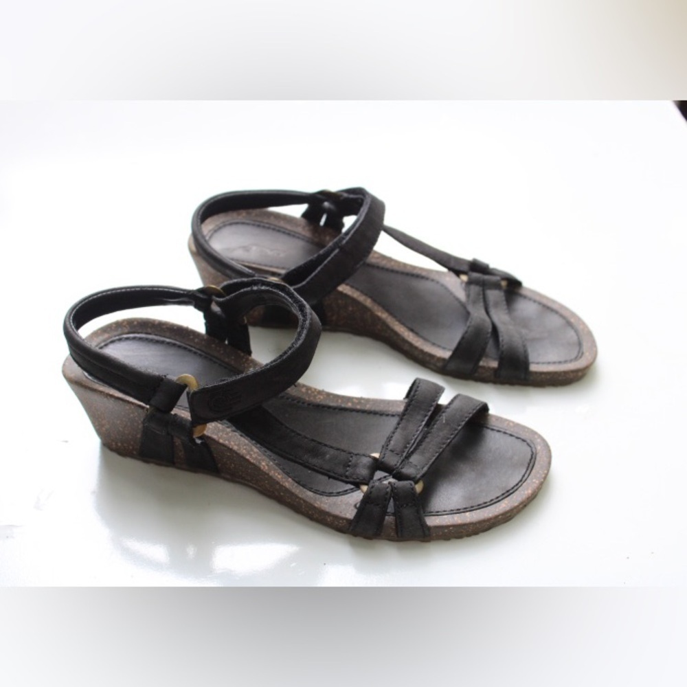 Teva Ysidro - Picture 11 of 13